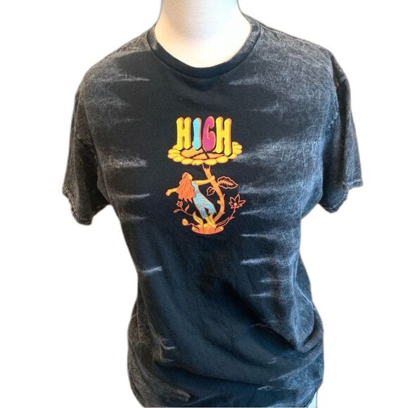 Here Comes the Sun Your Highness Black Gray Tie T-Shirt Size Medium - Picture 2 of 12